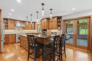 3730 Urbandale Ln N, Plymouth, MN 55446 - Photo 4