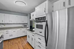 1109 Jefferson Ave, Marshall, MN 56258 - Photo 8