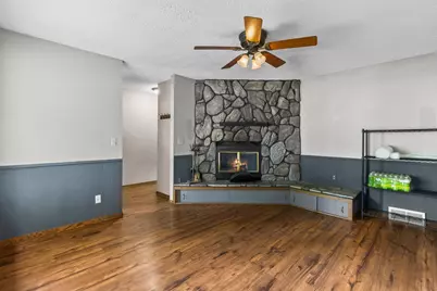 1109 Jefferson Avenue, Marshall, MN 56258 - Photo 4