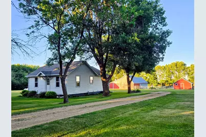 1760 110th Avenue, Pipestone, MN 56164 - Photo 1