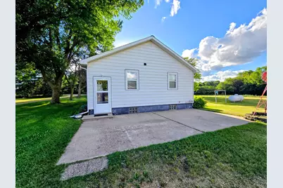1760 110th Avenue, Pipestone, MN 56164 - Photo 4