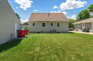 1512 10th Ave NE, Rochester, MN 55906 - Photo 26