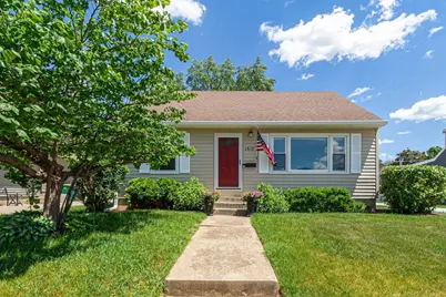1512 10th Avenue NE, Rochester, MN 55906 - Photo 2