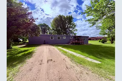 210 3rd Avenue SW, Baudette, MN 56623 - Photo 2