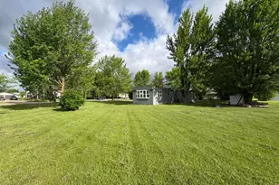 210 3rd Ave SW, Baudette, MN 56623 - Photo 4