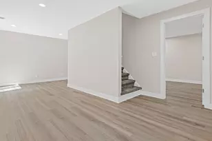 2593 Germain St N, Maplewood, MN 55109 - Photo 16