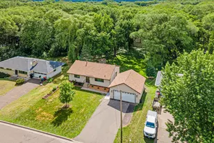 2593 Germain St N, Maplewood, MN 55109 - Photo 32