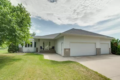 463 42nd Avenue S, Moorhead, MN 56560 - Photo 2