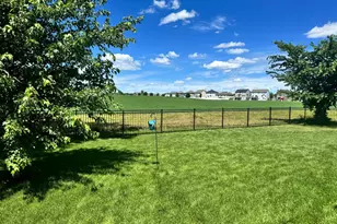 1562 Edgebrook Ln, Carver, MN 55315 - Photo 38