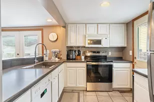 608 S 2nd St, La Crescent, MN 55947 - Photo 4