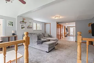 608 S 2nd St, La Crescent, MN 55947 - Photo 2
