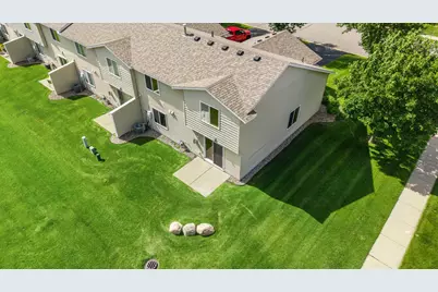 4244 Jarmann Lane, Shakopee, MN 55379 - Photo 38