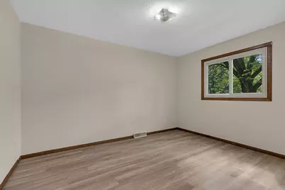 414 19 1/2 Avenue N, Saint Cloud, MN 56303 - Photo 14