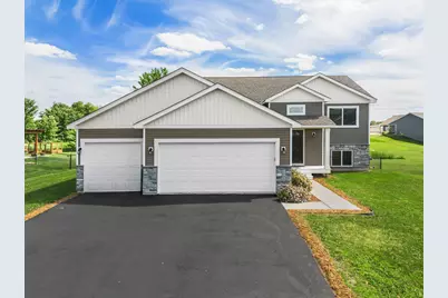 1008 Mulberry Avenue NE, Montgomery, MN 56069 - Photo 2