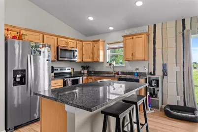 1008 Mulberry Avenue NE, Montgomery, MN 56069 - Photo 8