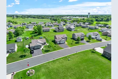 1008 Mulberry Avenue NE, Montgomery, MN 56069 - Photo 12