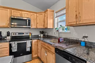 1008 Mulberry Ave NE, Montgomery, MN 56069 - Photo 10