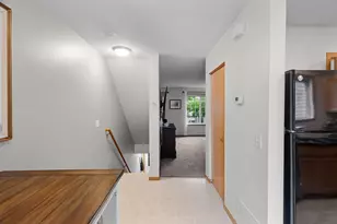 15548 Flyboat Ln, Apple Valley, MN 55124 - Photo 10