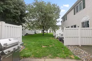 15548 Flyboat Ln, Apple Valley, MN 55124 - Photo 26