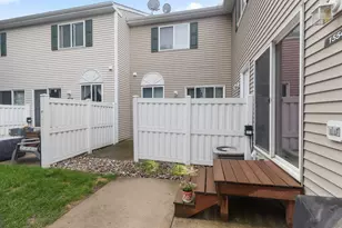 15548 Flyboat Ln, Apple Valley, MN 55124 - Photo 24