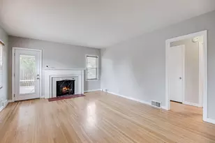 1588 Highland Pkwy, Saint Paul, MN 55116 - Photo 2
