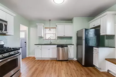 1588 Highland Parkway, Saint Paul, MN 55116 - Photo 8
