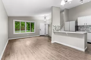 9712 Cimarron Cir, Minnetonka, MN 55305 - Photo 10