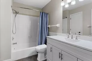 9712 Cimarron Cir, Minnetonka, MN 55305 - Photo 12