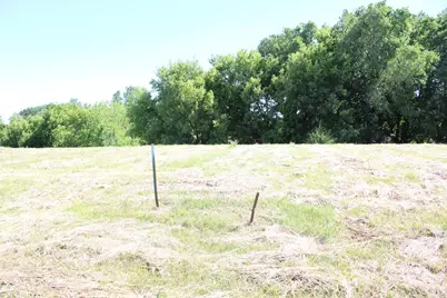 1359 Southfork Drive SE, Hutchinson, MN 55350 - Photo 2
