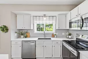 18232 Warbler Ln, Eden Prairie, MN 55346 - Photo 6