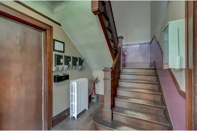 1088 Dayton Avenue, Saint Paul, MN 55104 - Photo 2