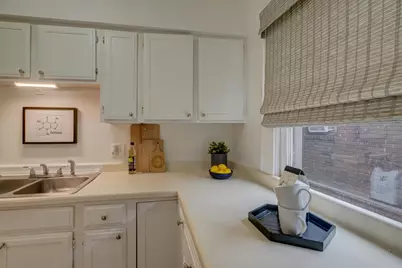 1088 Dayton Avenue, Saint Paul, MN 55104 - Photo 28