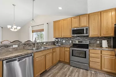 3951 Landings Drive, Saint Bonifacius, MN 55375 - Photo 10