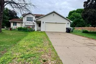 8234 109th Pl N, Champlin, MN 55316 - Photo 14