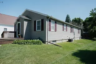 430 Birch St E, Trimont, MN 56176 - Photo 6