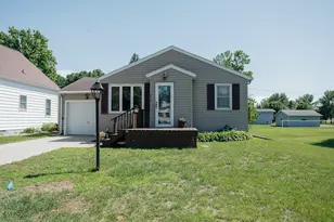 430 Birch St E, Trimont, MN 56176 - Photo 4
