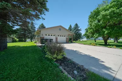 1111 1st Street NE, Elbow Lake, MN 56531 - Photo 2