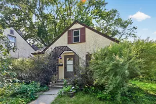 5336 Hiawatha Ln, Minneapolis, MN 55417 - Photo 2