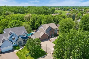 10531 Golden Eagle Trail, Woodbury, MN 55129 - Photo 38