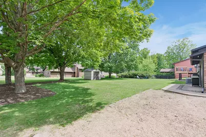 7862 Polaris Lane N, Maple Grove, MN 55311 - Photo 32