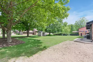 7862 Polaris Ln N, Maple Grove, MN 55311 - Photo 32