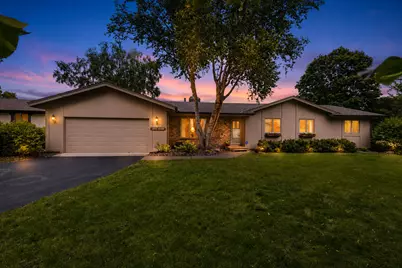 7474 Saratoga Drive, Chanhassen, MN 55317 - Photo 2