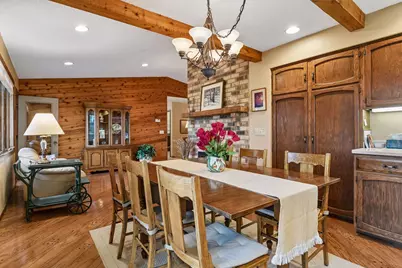 7474 Saratoga Drive, Chanhassen, MN 55317 - Photo 10