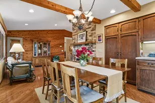 7474 Saratoga Dr, Chanhassen, MN 55317 - Photo 10