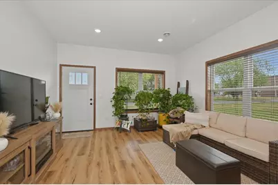 2213 Oakes Avenue, Superior, WI 54880 - Photo 4