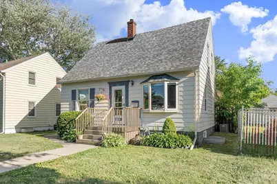 807 11th Avenue NW, Austin, MN 55912 - Photo 1