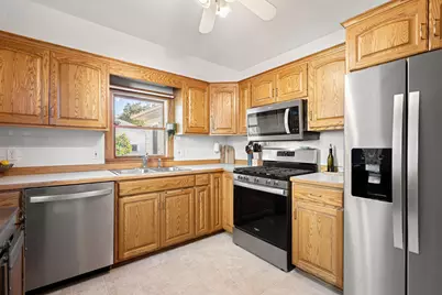 807 11th Avenue NW, Austin, MN 55912 - Photo 24