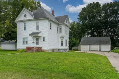 216 Cleveland Avenue W, Winnebago, MN 56098 - Photo 1