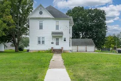 216 Cleveland Avenue W, Winnebago, MN 56098 - Photo 2