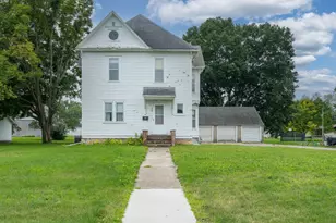 216 Cleveland Ave W, Winnebago, MN 56098 - Photo 2
